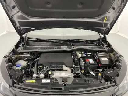 Photo 20 Peugeot 2008  PureTech 130 S&S EAT8