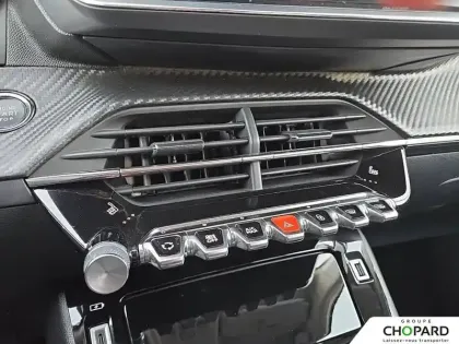 Photo 21 Peugeot 2008  PureTech 130 S&S EAT8