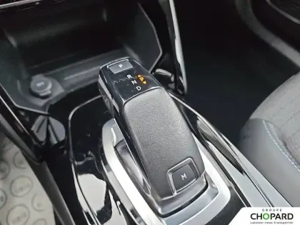 Photo 22 Peugeot 2008  PureTech 130 S&S EAT8