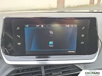 Photo 13 Peugeot 2008  PureTech 130 S&S EAT8