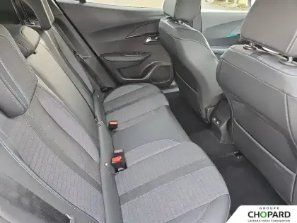 Photo 19 Peugeot 2008  PureTech 130 S&S EAT8