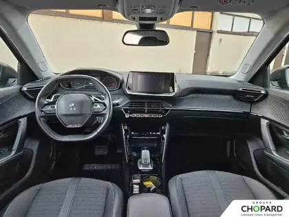 Photo 11 Peugeot 2008  PureTech 130 S&S EAT8