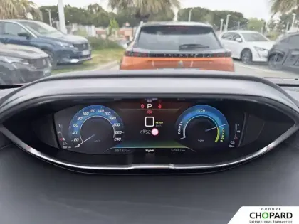 Photo 12 Peugeot 3008  Hybrid 225 e-EAT8