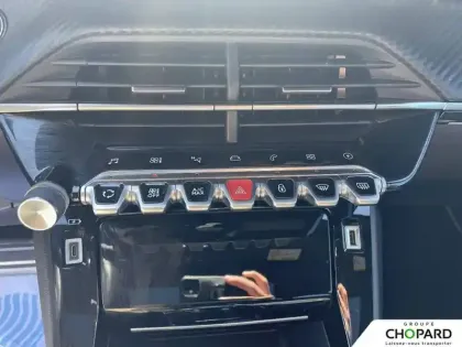 Photo 15 Peugeot 2008  Electrique 136 ch