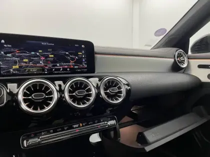 Photo 60 Mercedes CLA  Coupé 250 e 8G-DCT