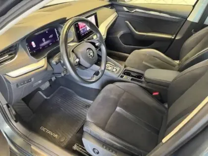 Photo 10 Skoda Octavia  2.0 TDI 150 ch DSG7