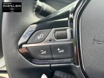 Photo 19 Peugeot 2008  Electrique 136 ch