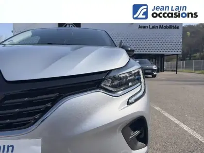 Photo 18 Renault Captur  E-Tech full hybrid 145