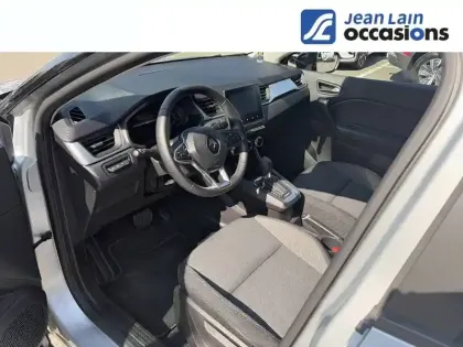 Photo 10 Renault Captur  E-Tech full hybrid 145