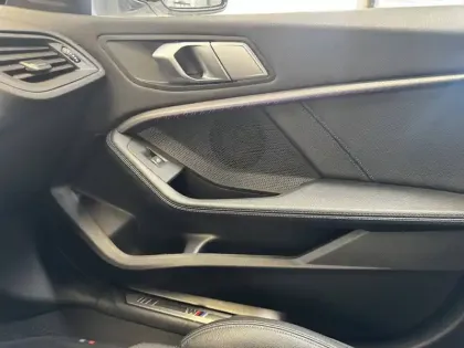 Photo 41 BMW Serie 1 118d 150 ch BVA8