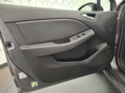 Photo 20 Renault Clio  TCe 90