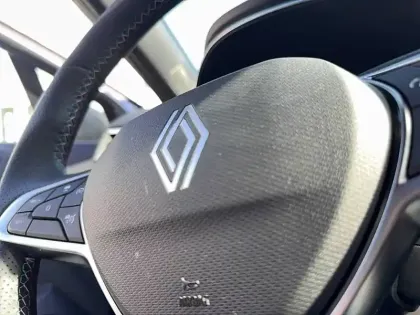 Photo 21 Renault Clio  E-Tech full hybrid 145 ch GSR2