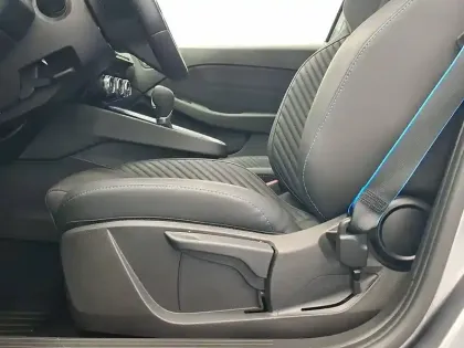 Photo 52 Renault Clio  E-Tech full hybrid 145 ch GSR2
