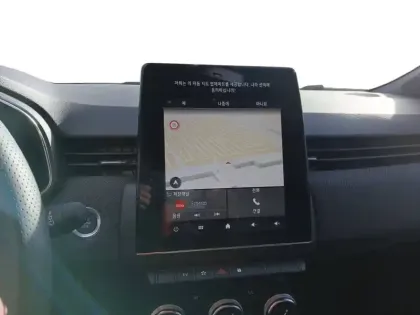 Photo 15 Renault Clio  E-Tech full hybrid 145 ch GSR2