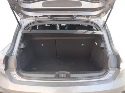 Photo 12 Renault Clio  E-Tech full hybrid 145 ch GSR2