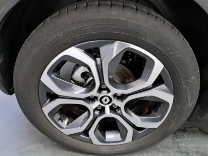 Photo 14 Renault Captur  E-Tech full hybrid 145