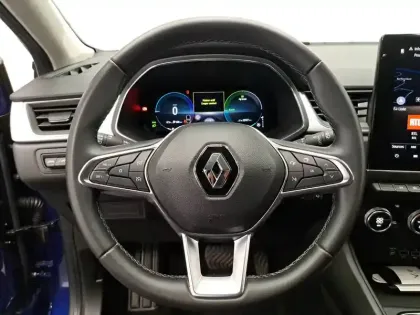 Photo 32 Renault Captur  E-Tech full hybrid 145