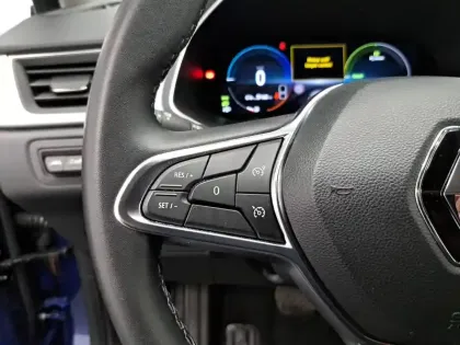 Photo 30 Renault Captur  E-Tech full hybrid 145