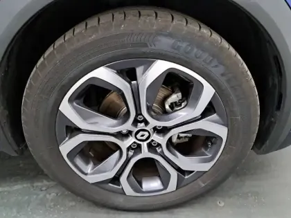 Photo 15 Renault Captur  E-Tech full hybrid 145