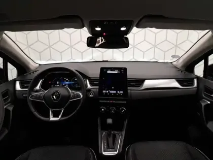 Photo 43 Renault Captur  E-Tech full hybrid 145