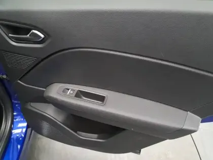 Photo 22 Renault Captur  E-Tech full hybrid 145