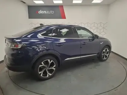 Photo 10 Renault Arkana  E-Tech full hybrid 145 GSR2