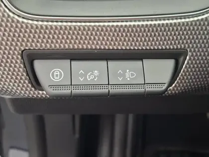 Photo 31 Renault Arkana  E-Tech full hybrid 145 GSR2