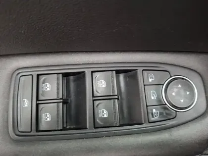 Photo 38 Renault Captur  TCe 90 - 21
