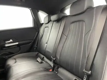 Photo 35 Mercedes Classe B  200 7G-DCT
