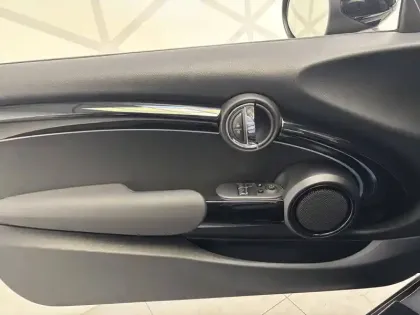 Photo 34 Mini Mini Hatch 3 Portes Cooper 136 ch DKG7