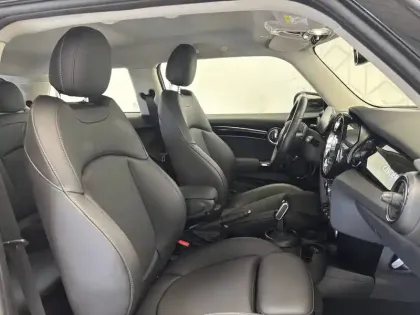 Photo 14 Mini Mini Hatch 3 Portes Cooper 136 ch DKG7