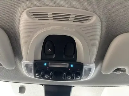 Photo 29 Mini Mini Hatch 3 Portes Cooper 136 ch DKG7