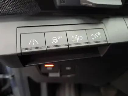 Photo 33 Renault Megane  E-Tech EV60 220 ch super charge