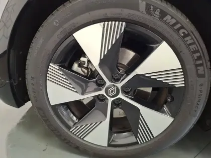 Photo 29 Renault Megane  E-Tech EV60 220 ch super charge