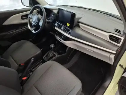 Photo 13 Suzuki Swift  1.2 Dualjet Hybrid Auto