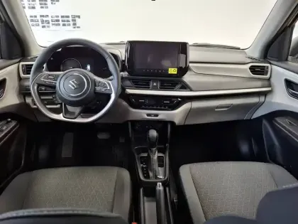 Photo 11 Suzuki Swift  1.2 Dualjet Hybrid Auto