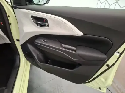 Photo 12 Suzuki Swift  1.2 Dualjet Hybrid Auto