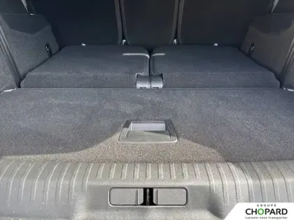 Photo 17 Peugeot 5008  Hybrid 145 e-DCS6