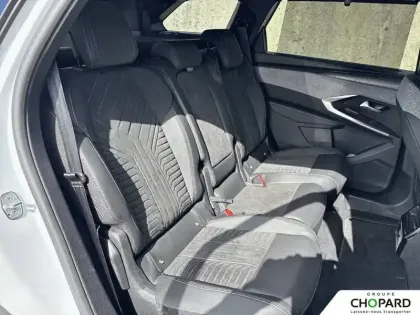 Photo 23 Peugeot 5008  Hybrid 145 e-DCS6