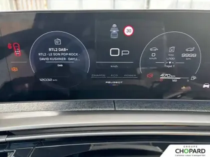 Photo 16 Peugeot 5008  Hybrid 145 e-DCS6