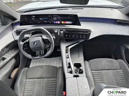 Photo 11 Peugeot 5008  Hybrid 145 e-DCS6