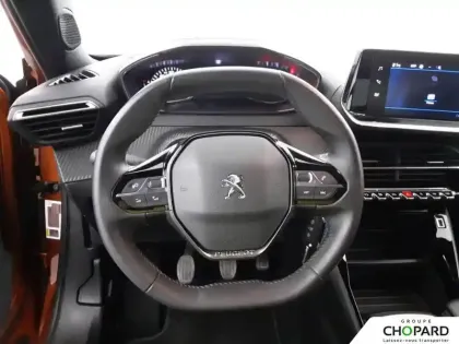 Photo 15 Peugeot 2008  PureTech 100 S&S BVM6