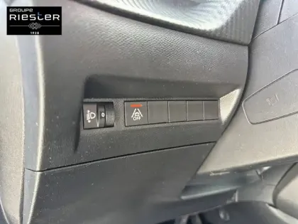 Photo 17 Peugeot 208  PureTech 100 S&S BVM6