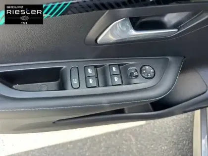 Photo 14 Peugeot 208  PureTech 100 S&S BVM6