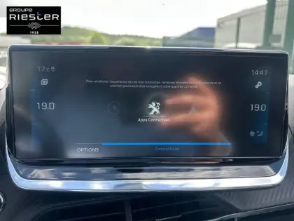 Photo 27 Peugeot 208  PureTech 100 S&S BVM6