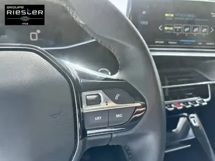 Photo 20 Peugeot 208  PureTech 100 S&S BVM6