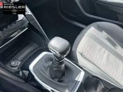 Photo 13 Peugeot 208  PureTech 100 S&S BVM6