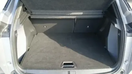 Photo 30 Peugeot 2008  Hybrid 136 e-DCS6