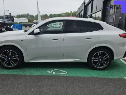 Photo 32 BMW X2 i eDrive20 204ch BVA