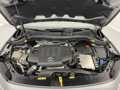 Photo 19 Mercedes GLA  200 d 8G-DCT